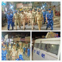 कानपुर14जून*पुलिस कमिश्नर ने अपने फोर्स एवम अर्धसैनिक बलों के साथ शहर में फ्लैगमार्च किया