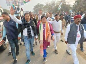 दिल्ली04जनवरी2023*"लोनी बॉडर पर भारत जोड़ो यात्रा में शामिल हुए कासगंज के कांग्रेसी"* दिल्ली04जनवरी2023*"लोनी बॉडर पर भारत जोड़ो यात्रा में शामिल हुए कासगंज के कांग्रेसी"*