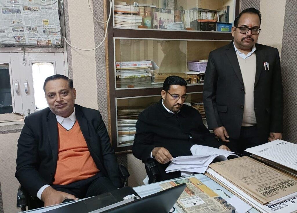 पंजाब 06 जनवरी *पूर्व एमएलए के पीए राज कुमार पर हमला करने वाले सभी आरोपी बरी पंजाब 06 जनवरी *पूर्व एमएलए के पीए राज कुमार पर हमला करने वाले सभी आरोपी बरी
