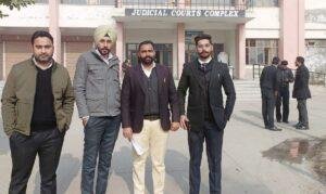 पंजाब 10 जनवरी *अबोहर कोर्ट कम्लैक्स के बाहर वाहन खड़ा करने वालों पर होगी सख्त कार्यवाई : प्रधान लखविंद्र सिंह सिद्धू