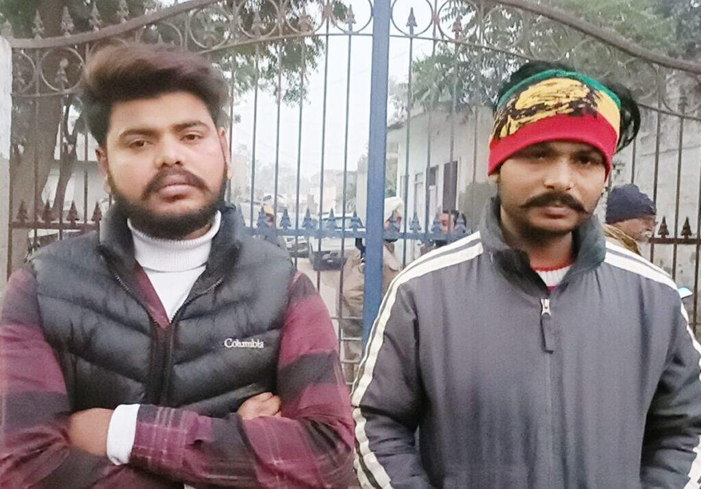 पंजाब 10 जनवरी *युवक से मारपीट कर मोबाईल व नगदी छीनी पंजाब 10 जनवरी *युवक से मारपीट कर मोबाईल व नगदी छीनी