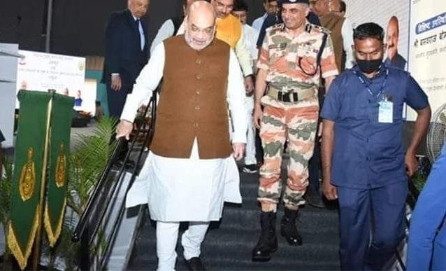 दिल्ली14जनवरी*आज जम्मू के राजौरी दौरे पर गृहमंत्री अमित शाह, आतंकी हमलों के पीड़ित परिजनों से करेंगे मुलाकात दिल्ली14जनवरी*आज जम्मू के राजौरी दौरे पर गृहमंत्री अमित शाह, आतंकी हमलों के पीड़ित परिजनों से करेंगे मुलाकात