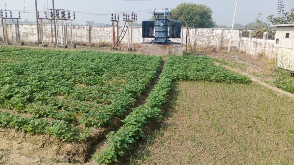 कौशाम्बी13जनवरी*करोड़ों के विद्युत उपकरण जलाने की तैयारी में लगे हैं विद्युत अधिकारी* कौशाम्बी13जनवरी*करोड़ों के विद्युत उपकरण जलाने की तैयारी में लगे हैं विद्युत अधिकारी*