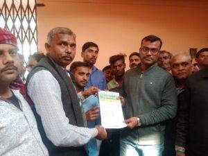 कौशाम्बी19जनवरी*किसानों की समस्यायों को लेकर सकिपा ने चायल तहसील का किया घेराव, प्रदर्शन कर सौंपा ज्ञापन* कौशाम्बी19जनवरी*किसानों की समस्यायों को लेकर सकिपा ने चायल तहसील का किया घेराव, प्रदर्शन कर सौंपा ज्ञापन*