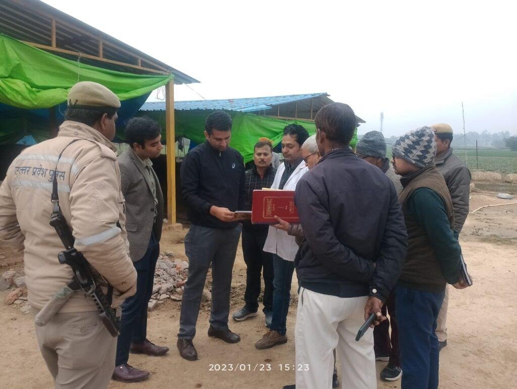 कानपुर23जनवरी*महिपालपुर गांव की गौशाला का सीडीओ ने निरीक्षण किया कानपुर23जनवरी*महिपालपुर गांव की गौशाला का सीडीओ ने निरीक्षण किया