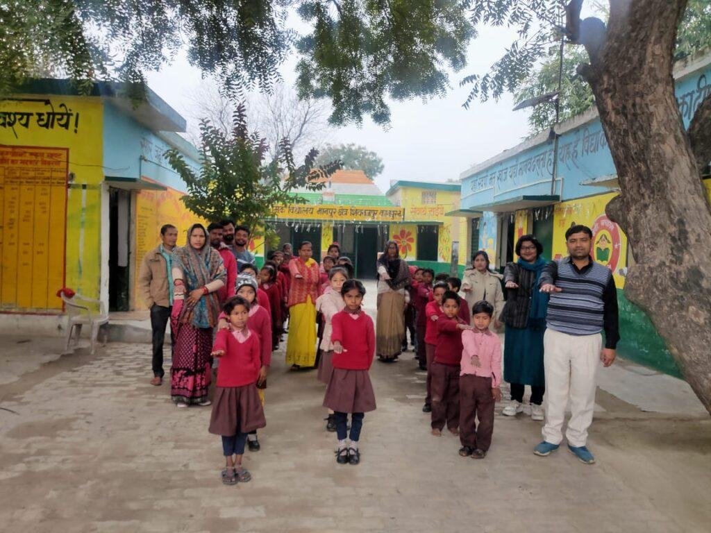 कानपुर23जनवरी*प्राथमिक विद्यालय मानपुर में नेता जी सुभाष चन्द्र बोस की मनाई गई जयंती। कानपुर23जनवरी*प्राथमिक विद्यालय मानपुर में नेता जी सुभाष चन्द्र बोस की मनाई गई जयंती।