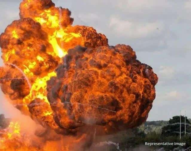 धनबाद23जनवरी2023* सिंहनगर गुलगुलिया बस्ती मे फि‍र चला बम*