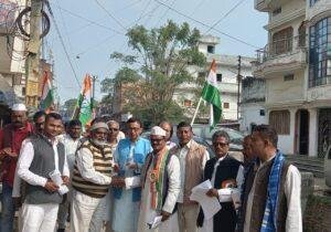 मुगलसराय27जनवरी*पूर्व प्रधानमंत्री भारत रत्न राजीव गांधी जी के प्रतिमा पर माल्यार्पण कर हाथ से हाथ जोङो कार्यक्रम की शरूआत की गई। मुगलसराय27जनवरी*पूर्व प्रधानमंत्री भारत रत्न राजीव गांधी जी के प्रतिमा पर माल्यार्पण कर हाथ से हाथ जोङो कार्यक्रम की शरूआत की गई।