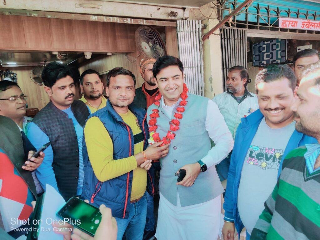 कानपुर03फरवरी*_शिवराजपुर पहुंचे बिठूर विधायक अभिजीत सिंह सांगा_ कानपुर03फरवरी*_शिवराजपुर पहुंचे बिठूर विधायक अभिजीत सिंह सांगा_