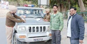 पंजाब 09 फरवरी *अग्रसैन चौक पर ट्रैफिक पुलिस ने नाकाबंदी कर चालान काटे