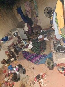कौशाम्बी18फरवरी*कुल्हाड़ी से प्रहार कर युवक की खेत में हत्या, आधे घंटे बाद घर में की लूटपाट* कौशाम्बी18फरवरी*कुल्हाड़ी से प्रहार कर युवक की खेत में हत्या, आधे घंटे बाद घर में की लूटपाट*