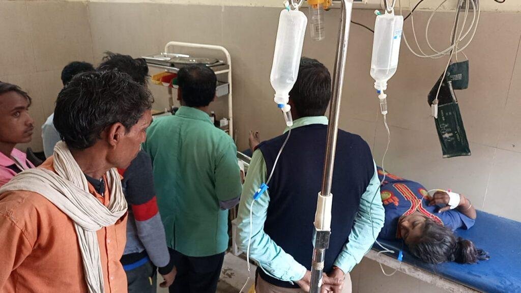 कौशाम्बी18फरवरी*टूट कर गिरी हाईटेंशन तार तीन सगी बहने गंभीर झुलसी* कौशाम्बी18फरवरी*टूट कर गिरी हाईटेंशन तार तीन सगी बहने गंभीर झुलसी*