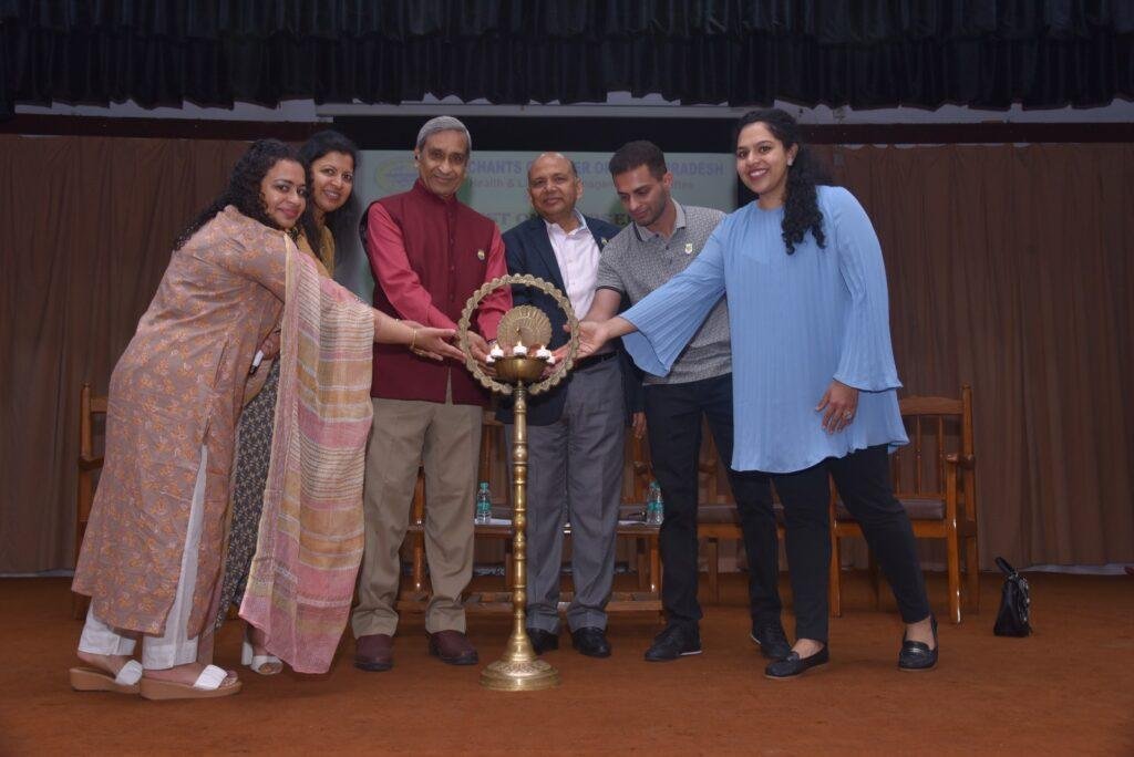 कानपुर20फरव5*“इन्वेस्ट ऑन योर लाइफ - डिविडेंड, हेल्थ, हैप्पीनेस, ह्यूमर”पर एक परस्पर संवादात्मक सत्र कानपुर20फरव5*“इन्वेस्ट ऑन योर लाइफ - डिविडेंड, हेल्थ, हैप्पीनेस, ह्यूमर”पर एक परस्पर संवादात्मक सत्र