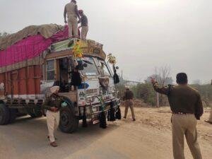 पंजाब 21 फरवरी *डीएसपी बल्लुआना विभोर शर्मा के नेतृत्व में पुलिस ने गांव हिम्मतपुरा में चलाया सर्च अभियान पंजाब 21 फरवरी *डीएसपी बल्लुआना विभोर शर्मा के नेतृत्व में पुलिस ने गांव हिम्मतपुरा में चलाया सर्च अभियान