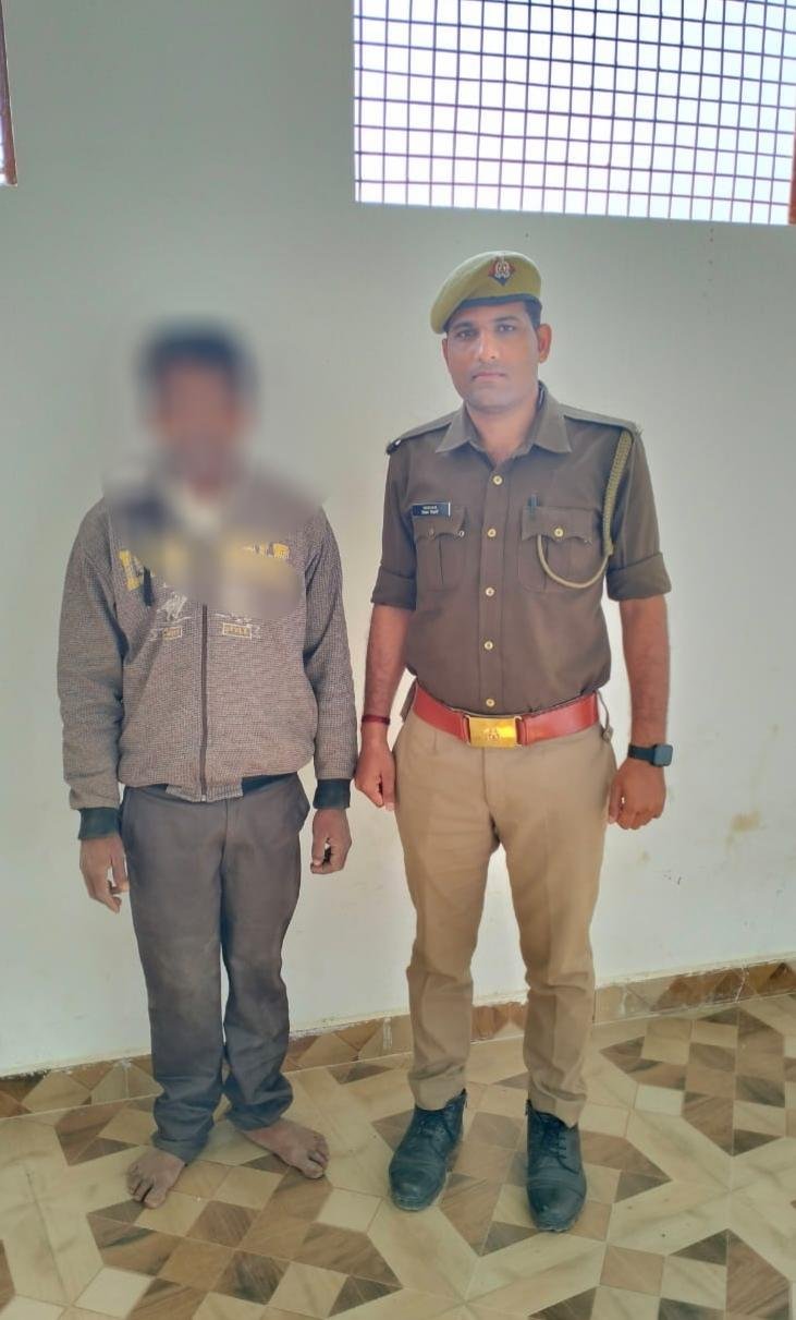 चित्रकूट24फरवरी*थाना सरधुवा पुलिस टीम ने एक वारण्टी अभियुक्त को गिरफ्तार किया* चित्रकूट24फरवरी*थाना सरधुवा पुलिस टीम ने एक वारण्टी अभियुक्त को गिरफ्तार किया*