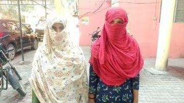 बरसाना में झोलाछाप डॉक्टर ने किया नाबालिग से दुष्कर्म का प्रयास, पुलिस ने आरोपित डॉक्टर को गिरफ्तार कर भेजा जेल। बरसाना में झोलाछाप डॉक्टर ने किया नाबालिग से दुष्कर्म का प्रयास, पुलिस ने आरोपित डॉक्टर को गिरफ्तार कर भेजा जेल।