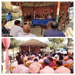 कानपुर25फरवरी*एसीपी पनकी महोदय के नेतृत्व में सम्भ्रांत व्यक्तियों एवं पीस कमेटी के सदस्यों के साथ मीटिंग की गयी । कानपुर25फरवरी*एसीपी पनकी महोदय के नेतृत्व में सम्भ्रांत व्यक्तियों एवं पीस कमेटी के सदस्यों के साथ मीटिंग की गयी ।