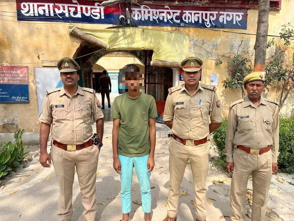 कानपुर नगर13मार्च*शातिर अपराधी को 11 किलो 700 ग्राम नाजायज गांजा के साथ किया गिरफ्तार