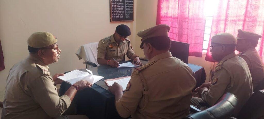 चित्रकूट 23 मार्च*CO मऊ द्वारा थाना बरगढ़ का आकस्मिक निरीक्षक किया गया