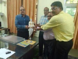 कौशांबी 24 मार्च*अपर निदेशक ने किया कोषागार का निरीक्षण*