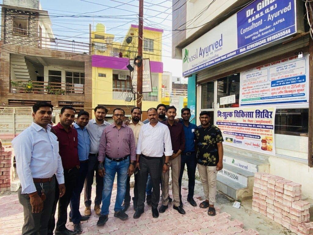 लखनऊ28मार्च*निःशुल्क चिकित्सा शिविर में लगभग 220 मरीजों को निशुल्क दवाइयों का वितरण और जांच की गई। लखनऊ28मार्च*निःशुल्क चिकित्सा शिविर में लगभग 220 मरीजों को निशुल्क दवाइयों का वितरण और जांच की गई।