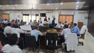 चित्रकूट28मार्च*जिलाधिकारी एवं पुलिस अधीक्षक की अध्यक्षता में अभियोजन, कानून व्यवस्था एवं शांति व्यवस्था की समीक्षा गोष्ठी की । चित्रकूट28मार्च*जिलाधिकारी एवं पुलिस अधीक्षक की अध्यक्षता में अभियोजन, कानून व्यवस्था एवं शांति व्यवस्था की समीक्षा गोष्ठी की ।