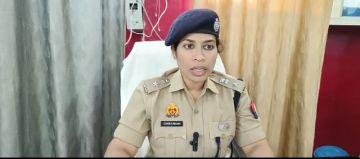 औरैया 21मार्च* थाना अजीतमल क्षेत्रान्तर्गत हुई विस्फोट की घटना में पुलिस द्वारा घायलों को उपचार हेतु CHC में  कराया भर्ती। 