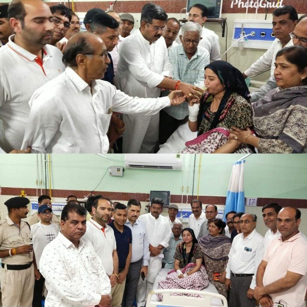 बीकानेर04अप्रैल*अनशन स्थगित 🙏आंदोलन जारी रहेगा जब तक सूरतगढ़ जिला नहीं बन जाता संघर्ष जारी रहेगा--पूजा भारती छाबड़ा।