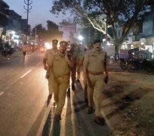 मथुरा04अप्रैल*पैदल गश्त व चैकिंग"*