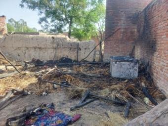 हरदोई07अप्रैल*आग से भाई बहन की जलकर मौत*