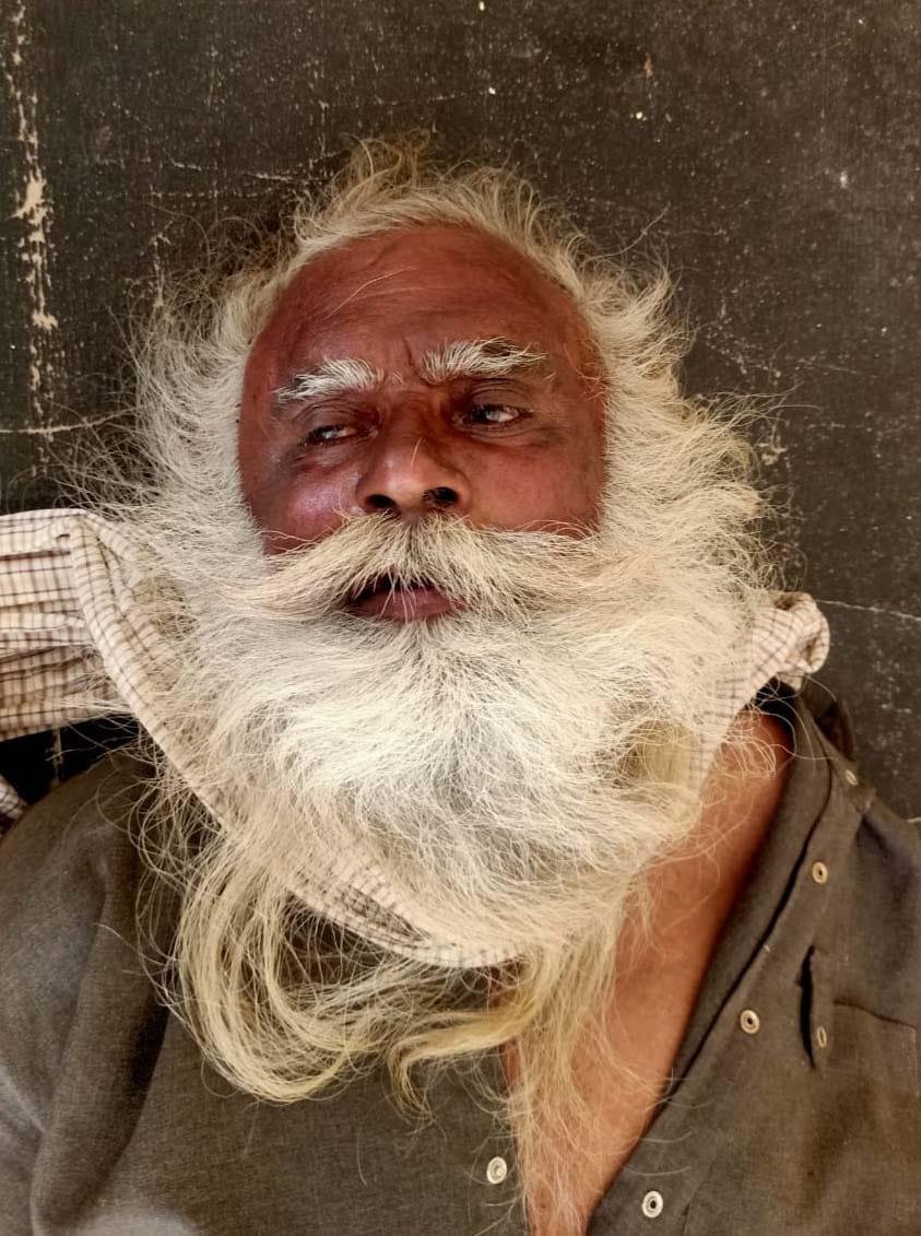 पंजाब10अप्रैल*बेसुध हालत में बुजुर्ग मिला, सिविल अस्पताल में भर्ती करवाया