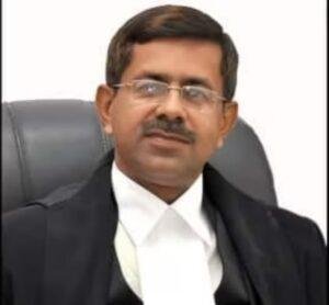 नई दिल्ली11अप्रैल*न्यायमूर्ति अपरेश कुमार सिंह को त्रिपुरा उच्च न्यायालय के मुख्य न्यायाधीश के रूप में नियुक्त करने की अधिसूचना जारी...!