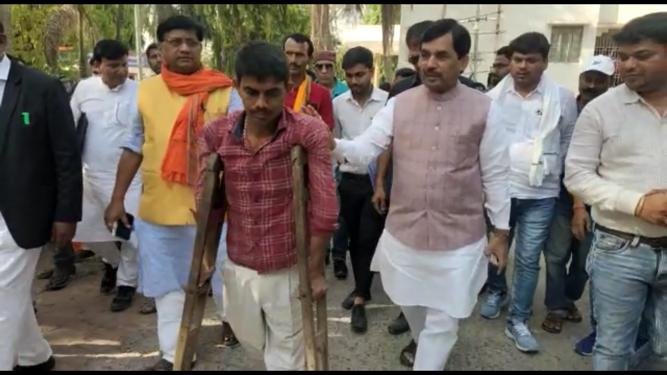 भागलपुर17अप्रैल*आचार संहिता के उल्लंघन से जुड़े मामले में शाहनवाज, इंजीनियर शैलेन्द्र सहित अन्य दो हुए बरी।