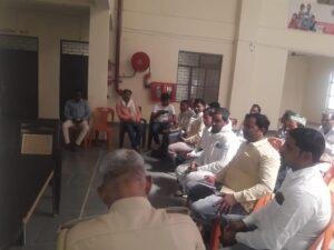 कौशाम्बी18अप्रैल*शांतिपूर्ण तरीके से मनाएं त्यौहार--क्षेत्राधिकारी* कौशाम्बी18अप्रैल*शांतिपूर्ण तरीके से मनाएं त्यौहार--क्षेत्राधिकारी*