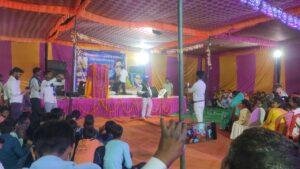 कानपुर20अप्रैल*अम्बेडकर जयंती समारोह एवं विचार गोष्टी का भव्य गीत का आयोजन चल रहा है। कानपुर20अप्रैल*अम्बेडकर जयंती समारोह एवं विचार गोष्टी का भव्य गीत का आयोजन चल रहा है।