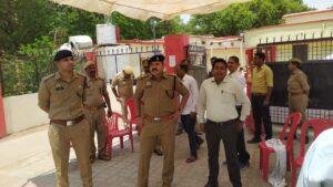 चित्रकूट24अप्रैल*अपर पुलिस अधीक्षक द्वारा नामांकन स्थल का स्थलीय निरीक्षण किया गया*