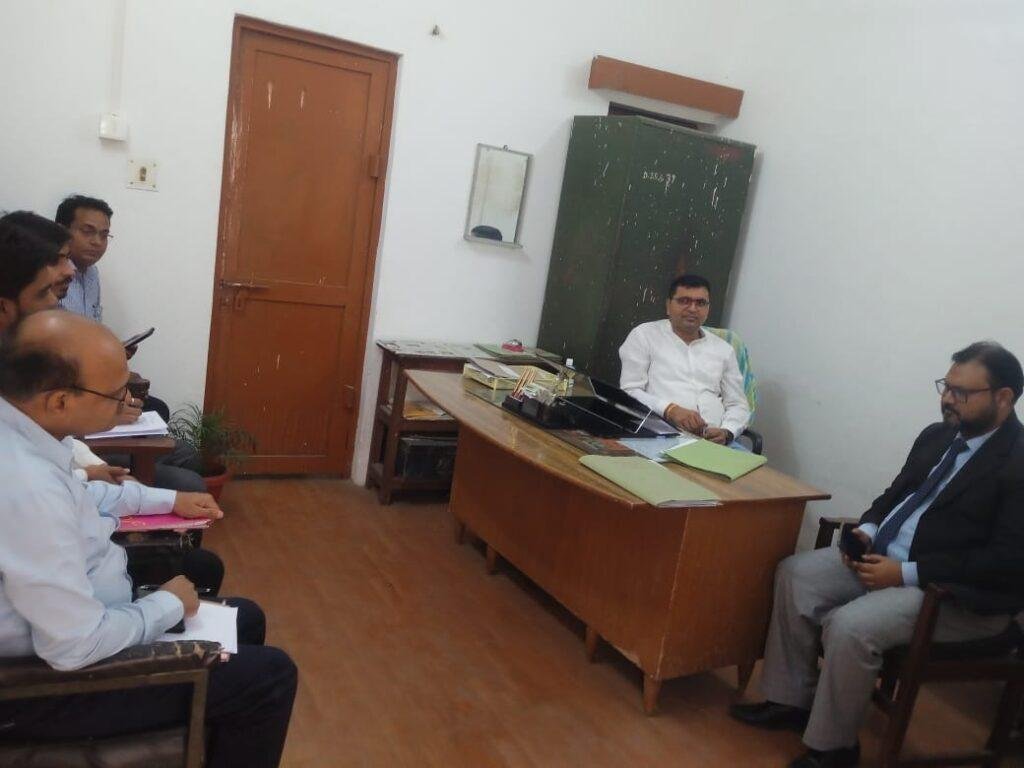 चित्रकूट26अप्रैल*21 मई को आयोजित होने वाली राष्ट्रीय लोक अदालत को प्रभावी रूप से सफल बनाएं, विष्णु शर्मा चित्रकूट26अप्रैल*21 मई को आयोजित होने वाली राष्ट्रीय लोक अदालत को प्रभावी रूप से सफल बनाएं, विष्णु शर्मा