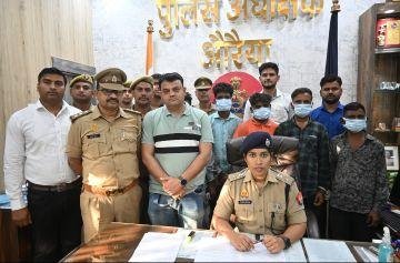 औरैया 02 अप्रैल* एस0ओ0जी0 टीम औरैया व थाना बिधूना पुलिस को मिली बड़ी सफलता। 
