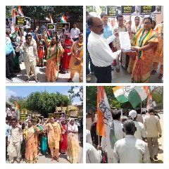 कानपुर देहात 02अप्रैल*कांग्रेसी कार्यकर्ताओं ने स्लोगन लिखी तख़्तियाँ लेकर मोदी सरकार के खिलाफ जमकर नारे बाज़ी की।