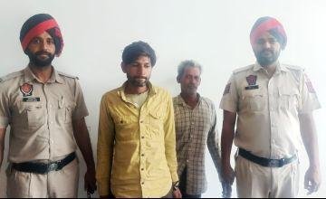 अबोहर 03 अप्रैल* 10 पेटी राजस्थानी शराब सहित 2 काबू।