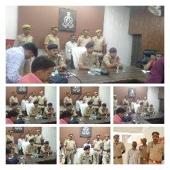 मथुरा 11 अप्रैल* प्रसिद्ध कथा वाचक को धमकी भरा पत्र देने वाला एक अभियुक्त गिरफ्तार किया गया ।