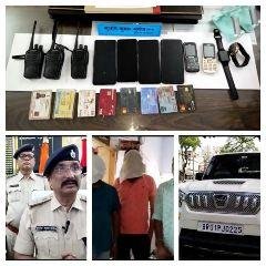 भागलपुर15अप्रैल*वॉकी-टॉकी का इस्तेमाल कर वाहन लूट को अंजाम देने वाले गिरोह के 3 सदस्य गिरफ्तार, लूटी गई स्कॉर्पियो बरामद