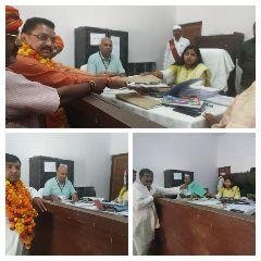 चित्रकूट24अप्रैल23*नगर पालिका परिषद करबी से अध्यक्ष पद हेतु भाजपा सहित मुख्य विपक्षी दलों के प्रत्याशियों ने किया नामांकन।