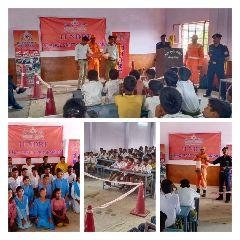 चित्रकूट 26 अप्रैल* एनडीआरएफ की टीम ने मानिकपुर तहसील का किया दौरा