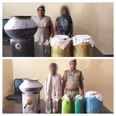 चित्रकूट 27 अप्रैल *थाना मऊ पुलिस टीम ने 01 अभियुक्त व 01 अभियुक्ता को 50 लीटर कच्ची शराब एवं शराब बनाने के उपकरण के साथ गिरफ्तार किया*