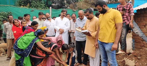 जबलपुर01मई2023*सड़कों के निर्माण कार्य का भूमि पूजन कार्य छोटी कन्याओं एवं क्षेत्रीयजनों के शुभ हाथों से संपन्न हुआ.. जबलपुर01मई2023*सड़कों के निर्माण कार्य का भूमि पूजन कार्य छोटी कन्याओं एवं क्षेत्रीयजनों के शुभ हाथों से संपन्न हुआ..