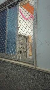 कौशाम्बी 06मई23**थाना परिसर में बनी मंदिर की रेलिंग तोड़कर दान पेटिका उठा ले गए बेखौफ चोर* कौशाम्बी 06मई23**थाना परिसर में बनी मंदिर की रेलिंग तोड़कर दान पेटिका उठा ले गए बेखौफ चोर*