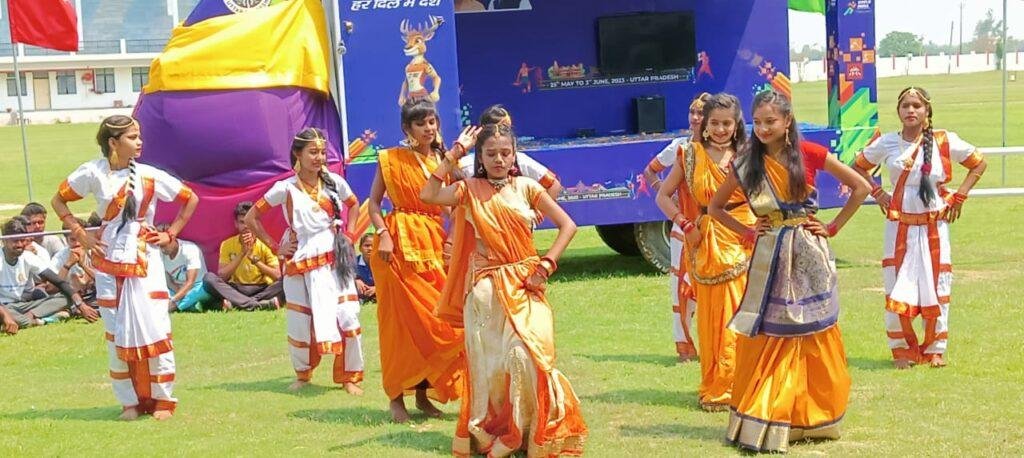 कौशाम्बी06मई23*डीएम ने खेलों इण्डिया-यूनिवर्सिटी गेम्स-2022 मशाल रैली को किया रवाना* कौशाम्बी06मई23*डीएम ने खेलों इण्डिया-यूनिवर्सिटी गेम्स-2022 मशाल रैली को किया रवाना*