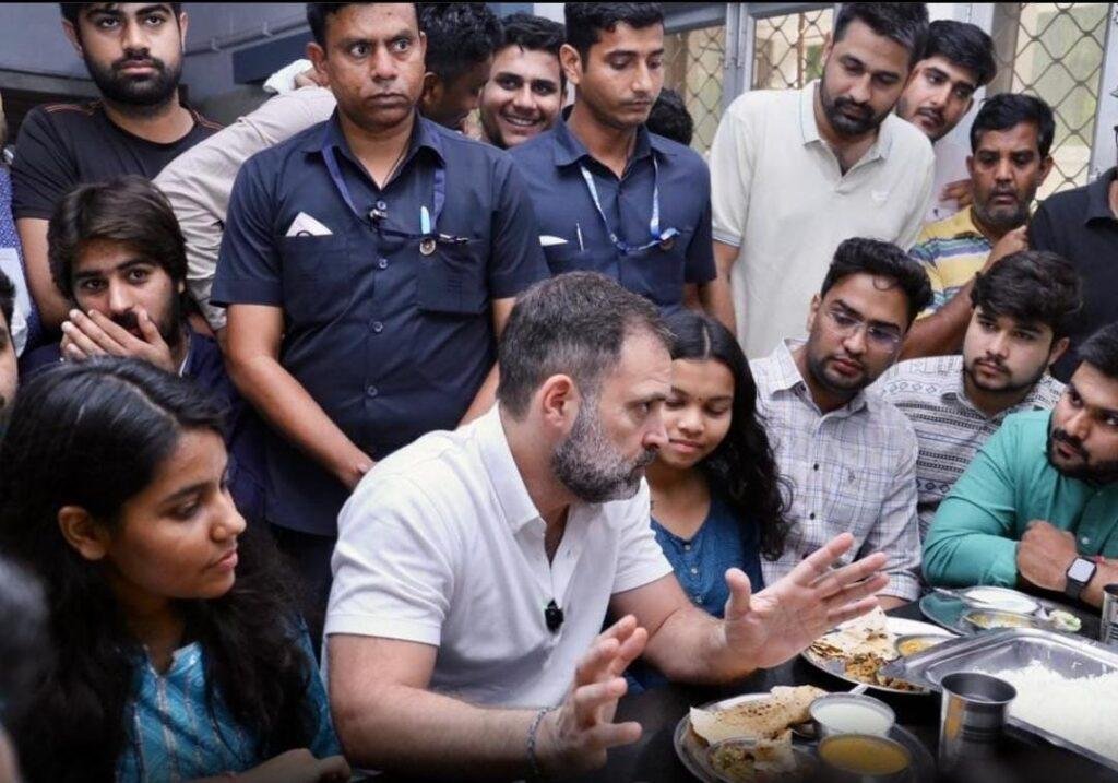 दिल्ली10मई23*दिल्ली यूनिवर्सिटी का राहुल को नोटिस 'आगे से बिना अनुमति कैंपस में न आएं'*