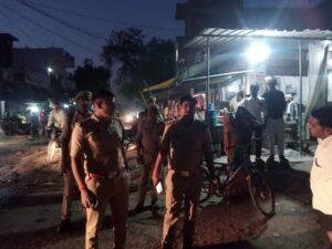 कौशाम्बी10मई2023**कोतवाल के साथ सीओ ने किया पैदल गस्त*